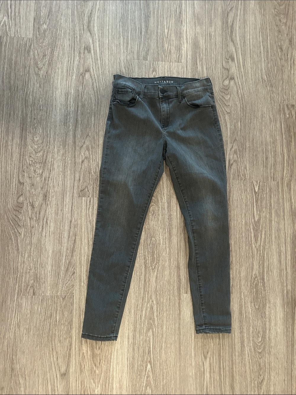 Mott & Bow Women's Black Skinny Jeans sz 29